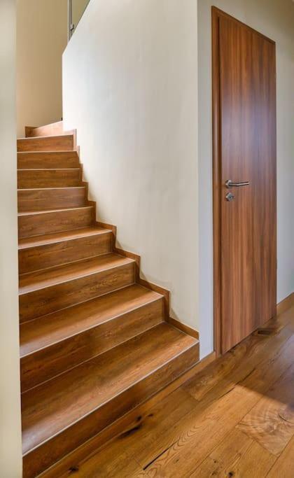 Abg House Ecser 외부 사진