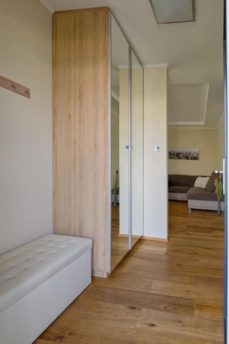 Abg House Ecser 외부 사진