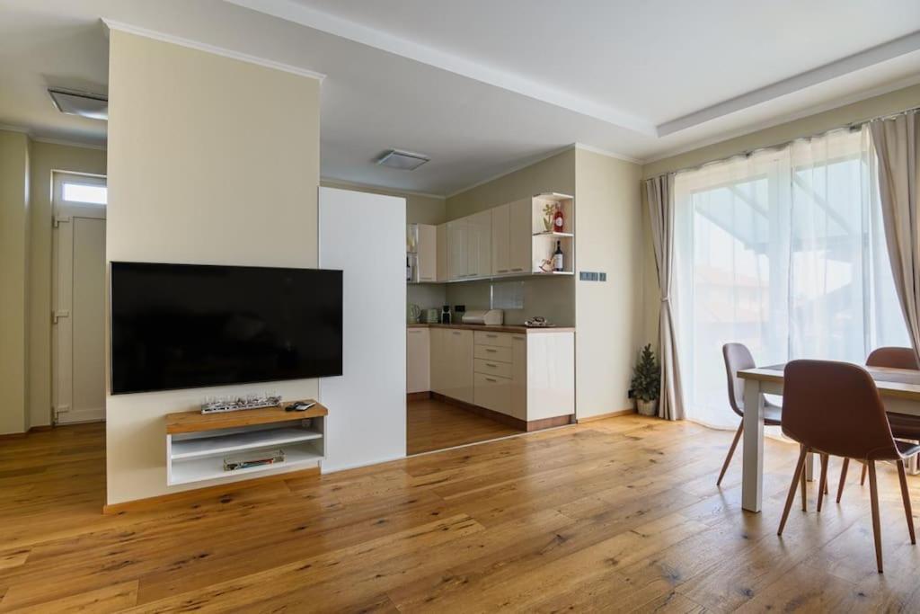 Abg House Ecser 외부 사진